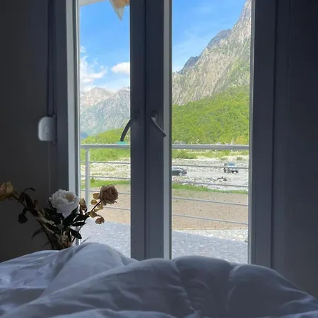 Gasthof 1 *